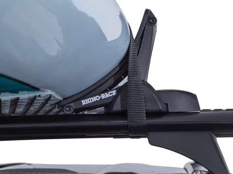 Kit porte kayak sur barre de toit et galerie avec chargement latéral de Rhino Rack