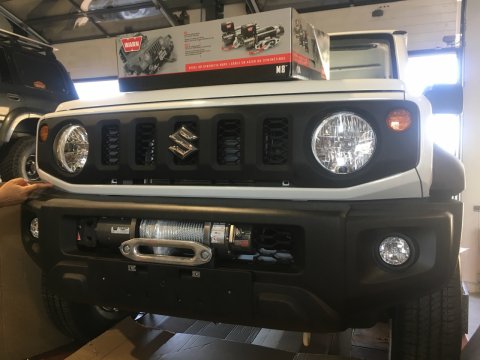 Platine de treuil intégrée au pare-chocs d'origine pour Suzuki Jimny après 2018 N4-Offroad