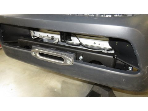 Platine de treuil intégrée au pare-chocs d'origine pour Toyota Hilux Revo après 01/2021 N4-Offroad