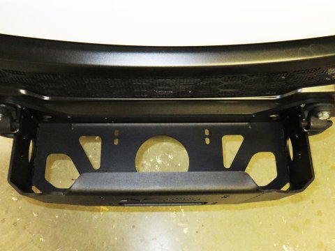 Platine de treuil pour Iveco Daily 4x4 III ph 2 - compatible treuils électriques 4-8 Tonnes N4-Offroad
