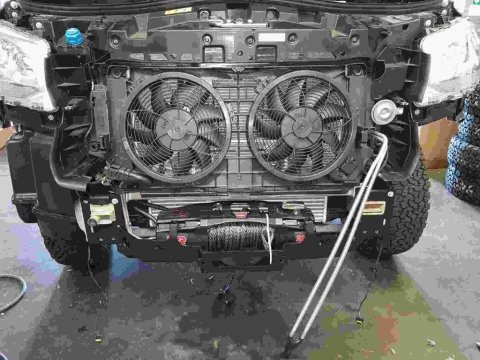 Platine treuil intégrée pare-chocs Sprinter W906 W907 double ventilateur N4-Offroad