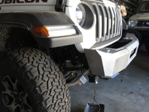 Pare-chocs avant acier Wrangler JL platine treuil intégrée banane courte N4-Offroad