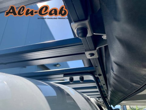 Support de auvent 270° gauche pour galerie slimline Front Runner par Alu-Cab