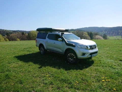 Hardtop Explorer noir lisse Nissan Navara NP300 2016-2021 double cabine Alu-Cab