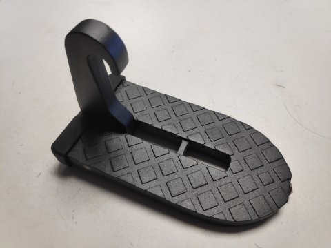 Marche pieds amovible sur crochet de verrouillage de portière