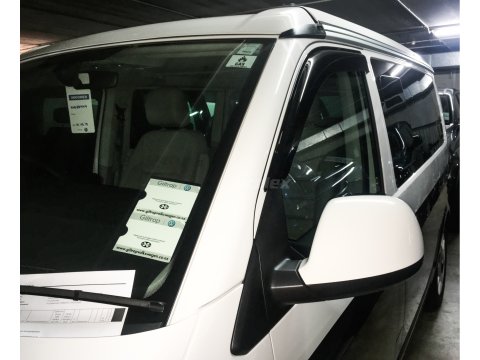 Jeu de 2 déflecteurs de vitre avant pour VW Transporter T5 T6 T6.1 - montage collé