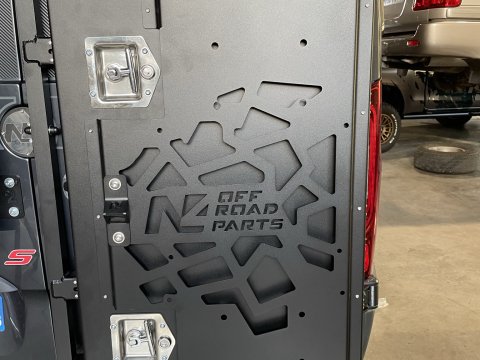 Coffre en aluminium pour le porte tout N4-PR3000 sur Mercedes Sprinter W907 N4-Offroad
