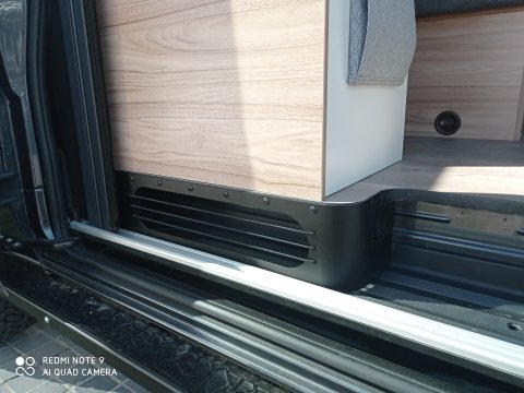 Rangement sous plancher Mercedes Sprinter Hymer grand canyon S N4-Offroad