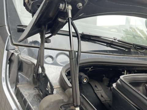 Vérins de capot pour Mercedes Sprinter W907 N4-Offroad