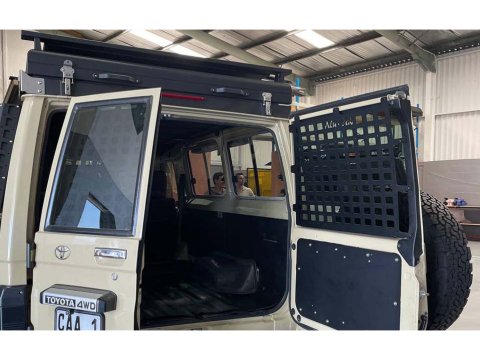 Plaques Molle pour portes arrière Toyota GRJ 78 Alu-Cab