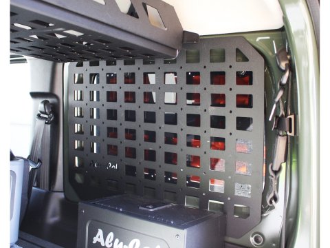 Plaque Molle pour intérieur droit Suzuki Jimny Alu-Cab