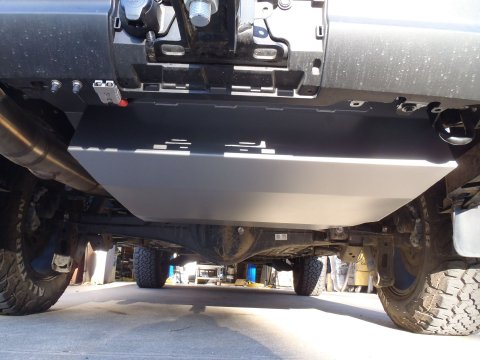 Réservoir LRA Toyota Land Cruiser série 300 V6 3.3 diesel 140L Supplémentaire