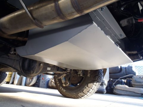 Réservoir LRA Toyota Land Cruiser série 300 V6 3.3 diesel 140L Supplémentaire