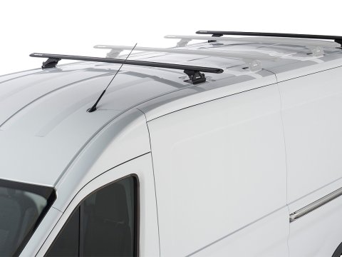 Kit 2 barres de toit noire 1800mm Vortex avec pieds RLTP Ford Transit 2014-