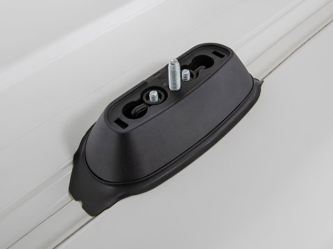 Kit 3 barres de toit noire 1650mm Heavy Duty avec pieds RCH Toyota Hiace Gen VI 2019-