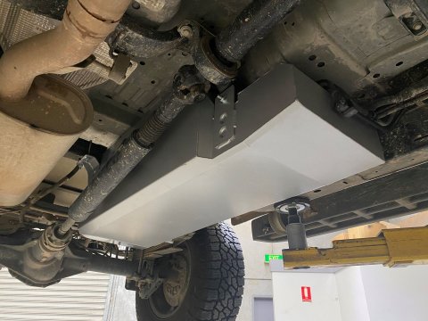 Réservoir remplacement 140L Diesel LRA Ford Ranger T9 Volkswagen Amarok