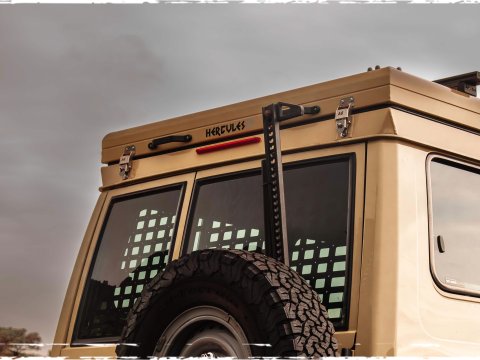 Toit relevable beige Alu-Cab Hercules G2 Land Cruiser 75 78
