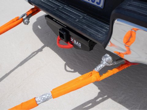 Attelage sous pare-choc avec carré 50mm intégré Toyota Hilux Revo Hayman Reese