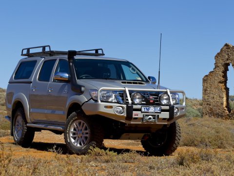 W/BAR HILUX 11ON FLARES AF20
