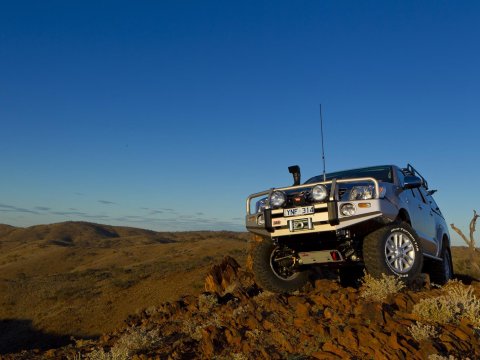 W/BAR HILUX 11ON FLARES AF20