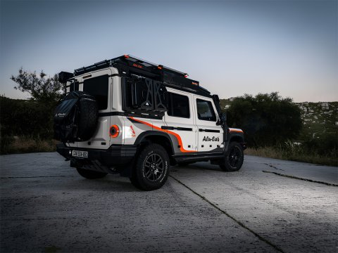 Toit relevable Alu-Cab Silenus pour INEOS Grenadier.