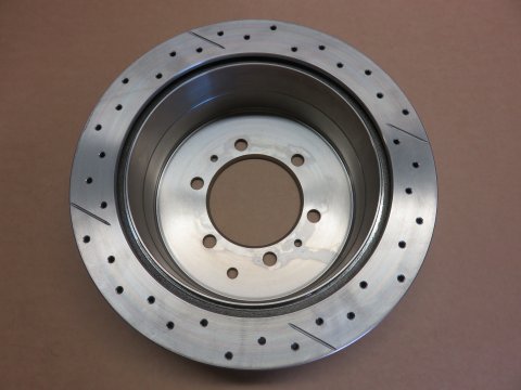 Disque frein arrière rainuré percé DBA Nissan Patrol GR Y60 Y61