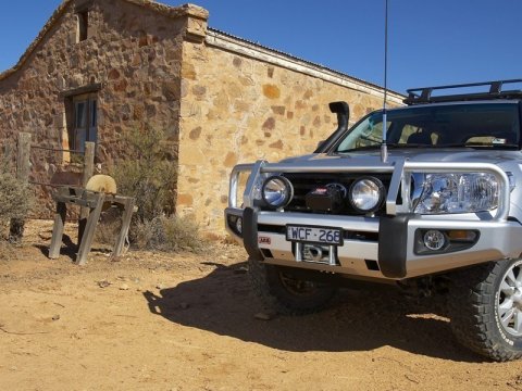 Pare chocs Winch Bar VDJ200
