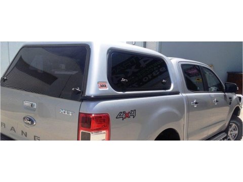 Hard top ARB Classic Smooth avec vitres latérales relevables pour Mitsubishi L200 Double Cab 2009-2015