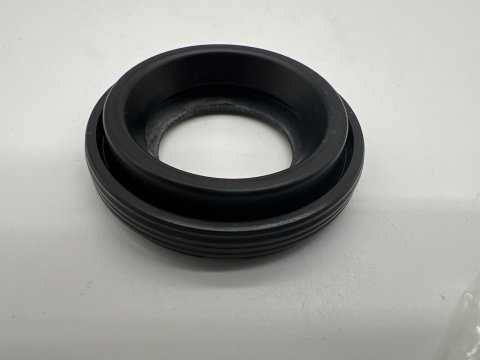 Joint rond entre injecteur et dessus cache culbuteur Hilux Vigo