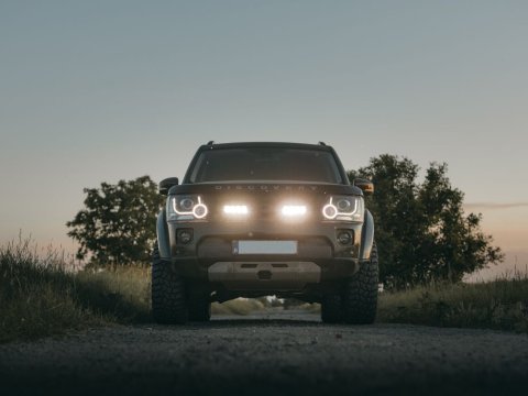 Kit intégration calandre Lazer Land Rover Discovery4 (2014-2016) - Triple-R 750