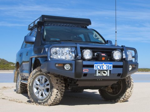 Pare chocs Winch Bar VDJ200 avec essuie phare