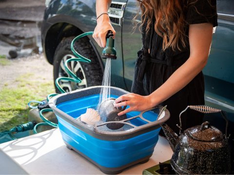 Douche portable Jerry Can 22L 12v Ontap verte