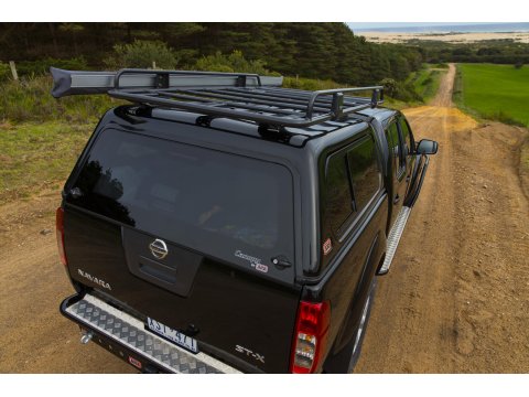 Hard top ARB Classic Smooth avec vitres latérales coulissantes pour Nissan Navara D40 Double Cab 2005-2015