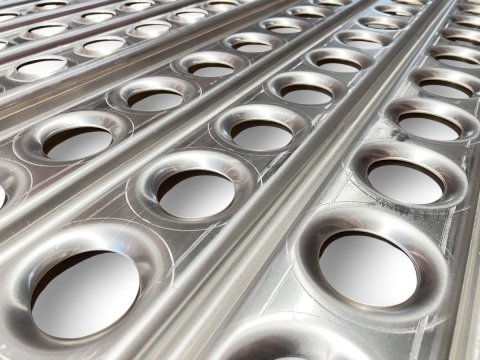 Plaques à sable en aluminium brut 150x44.4cm Outback Import - la paire