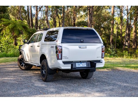 Hard top ARB Ascent Smooth avec vitres latérales relevables pour Isuzu DMax Double Cab 2020+