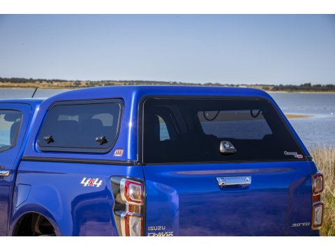 Hard top ARB Classic Plus Smooth avec vitres latérales relevables pour Isuzu DMax Double Cab 2020+