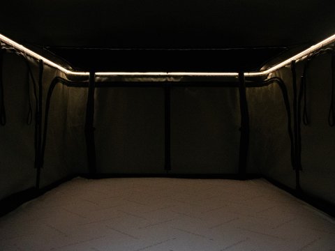 Kit éclairage intérieur à leds James Baroud pour tente de toit gamme Frontier M