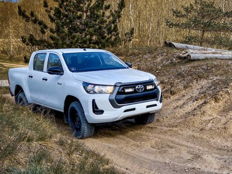 Kit intégration calandre Lazer Triple-R pour Toyota Hilux Revo 2021+