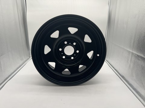 Jante acier Triangular noire 7x16 6x114.3 Nissan Navara D40 D23