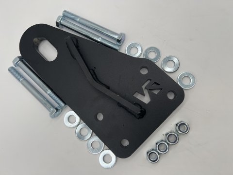Anneau de remorquage arrière gauche sur Mercedes Sprinter W906 W907 N4-Offroad