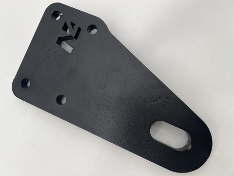 Anneau de remorquage arrière gauche sur Mercedes Sprinter W906 W907 N4-Offroad