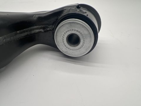 Triangle de suspension inférieur avant gauche Land Cruiser KDJ12