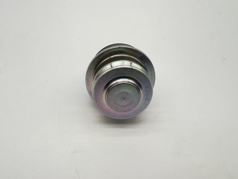 Rotule inférieure triangle Toyota Hilux Vigo Revo - gauche ou droite
