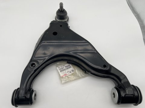 Triangle inférieur avant gauche KDJ150 - Barre stabilisatrice standard