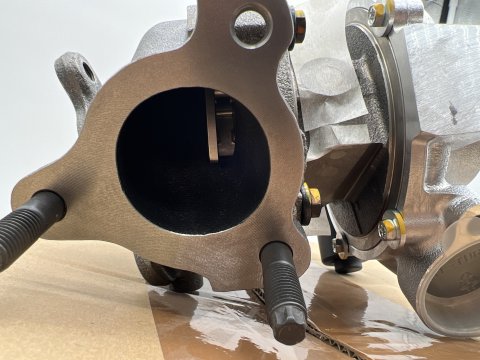 Turbocompresseur droit géométrie variable Toyota VDJ200