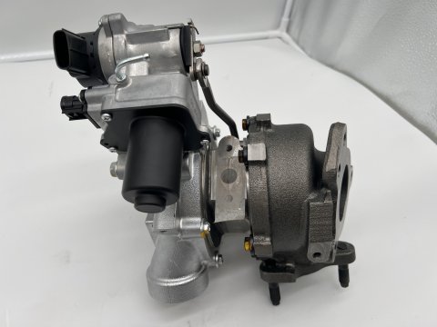 Turbocompresseur droit géométrie variable Toyota VDJ200