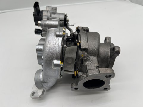Turbocompresseur gauche géométrie variable Toyota VDJ200