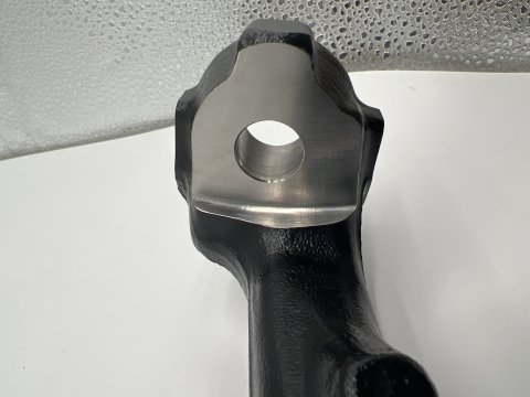 Fusée pivot avant gauche Toyota HDJ100 toutes années