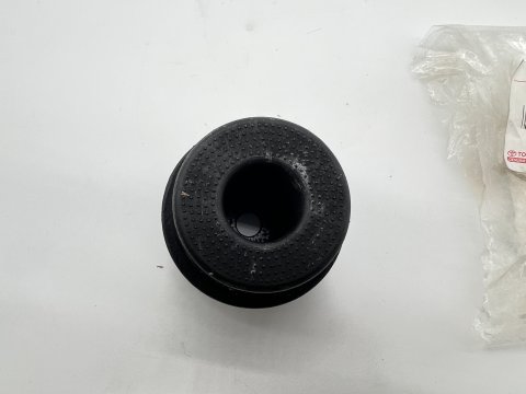 SILENTBLOC NO6 DE CAISSE HDJ100