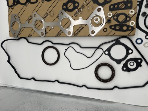 Pochette de joints moteur 1KD-FTV Land Cruiser KDJ90 KDJ95